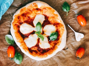 Vegane Pizza mit Veganer Mozzarella